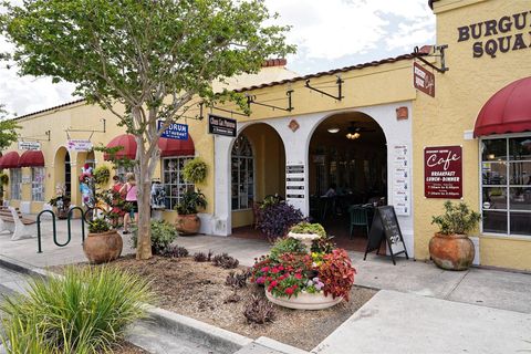 A home in VENICE