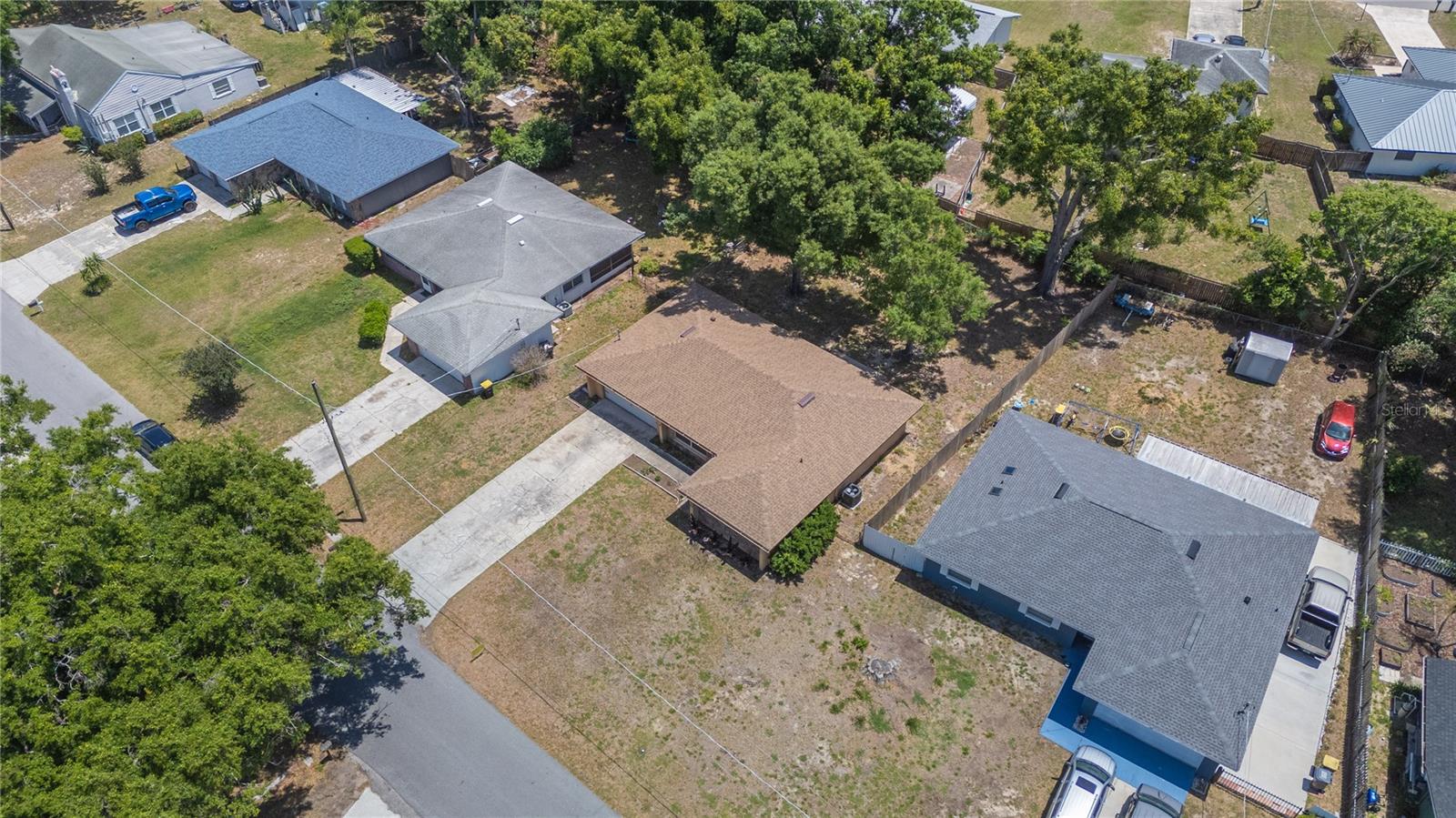 ELOISE WOODS LAKE MARIAM UNIT - Residential