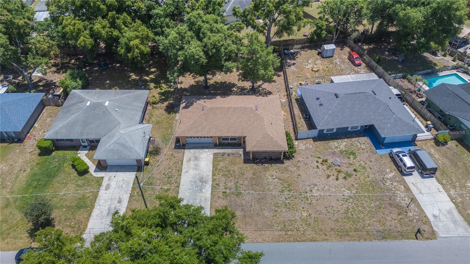 ELOISE WOODS LAKE MARIAM UNIT - Residential