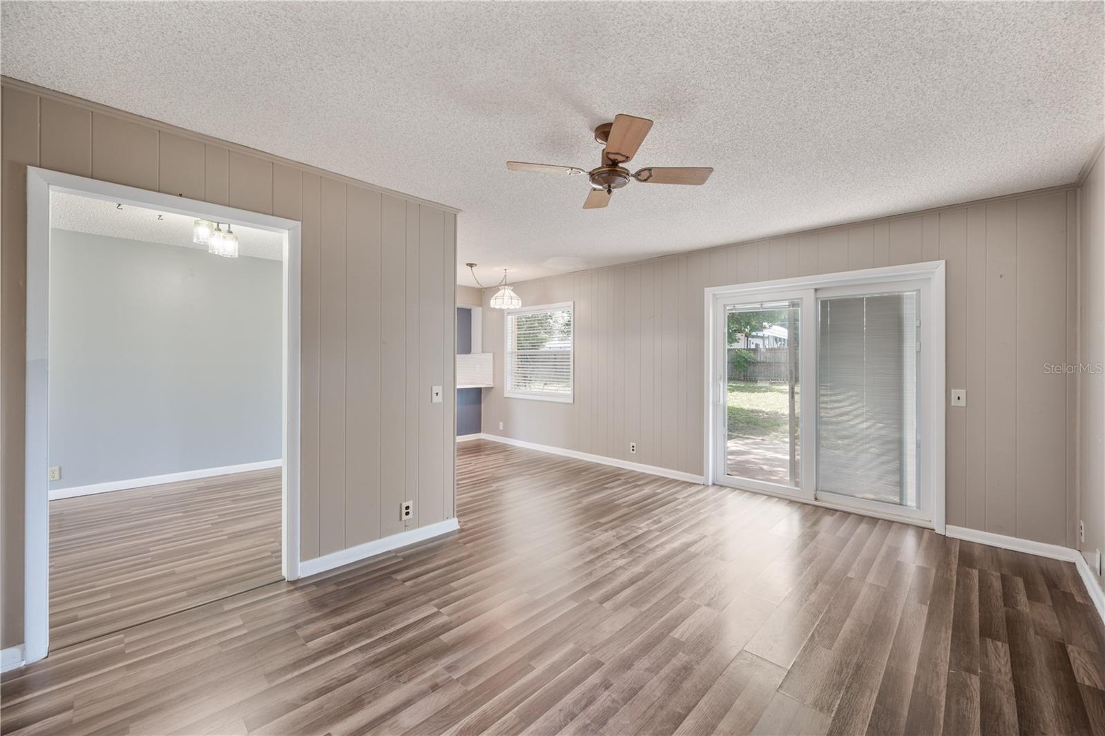 ELOISE WOODS LAKE MARIAM UNIT - Residential