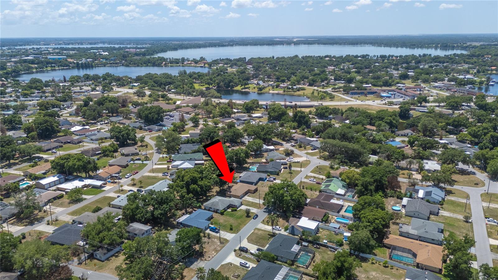 ELOISE WOODS LAKE MARIAM UNIT - Residential
