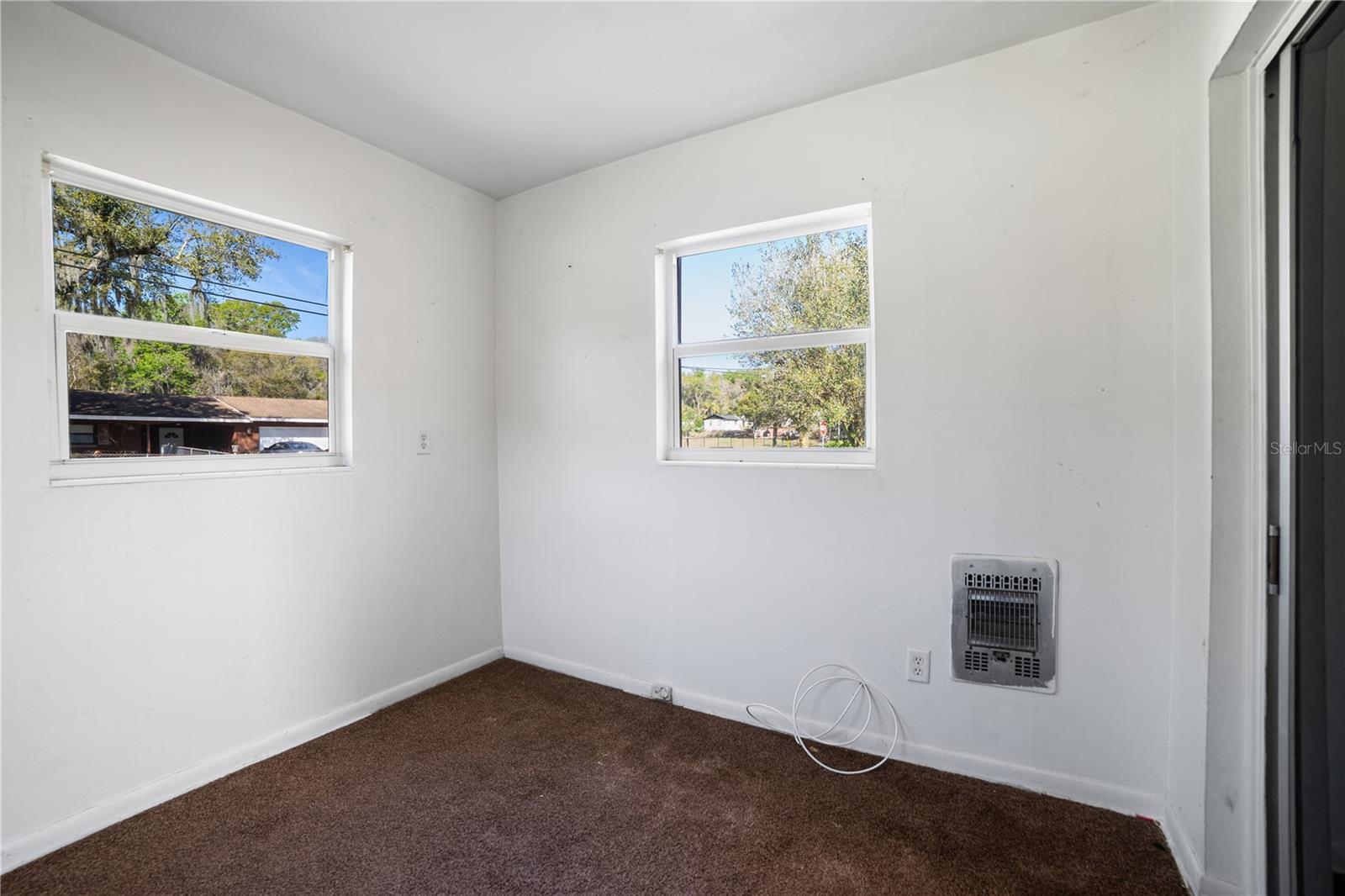 HUTCHINSONS - Residential