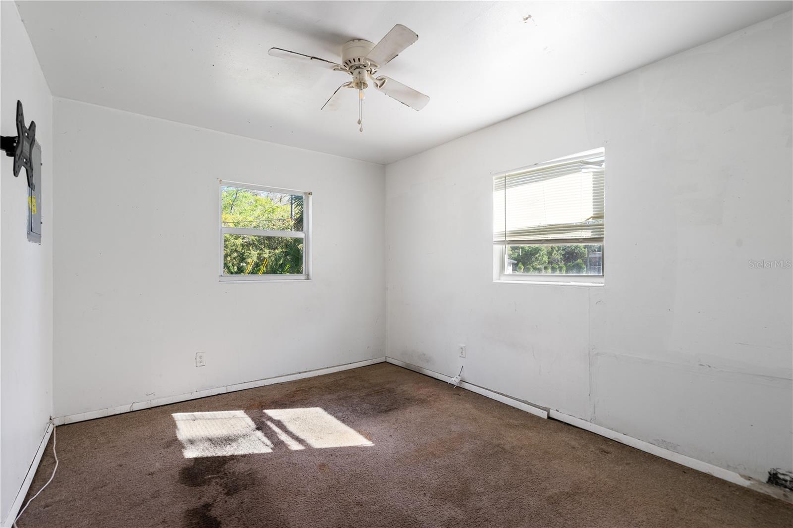 HUTCHINSONS - Residential