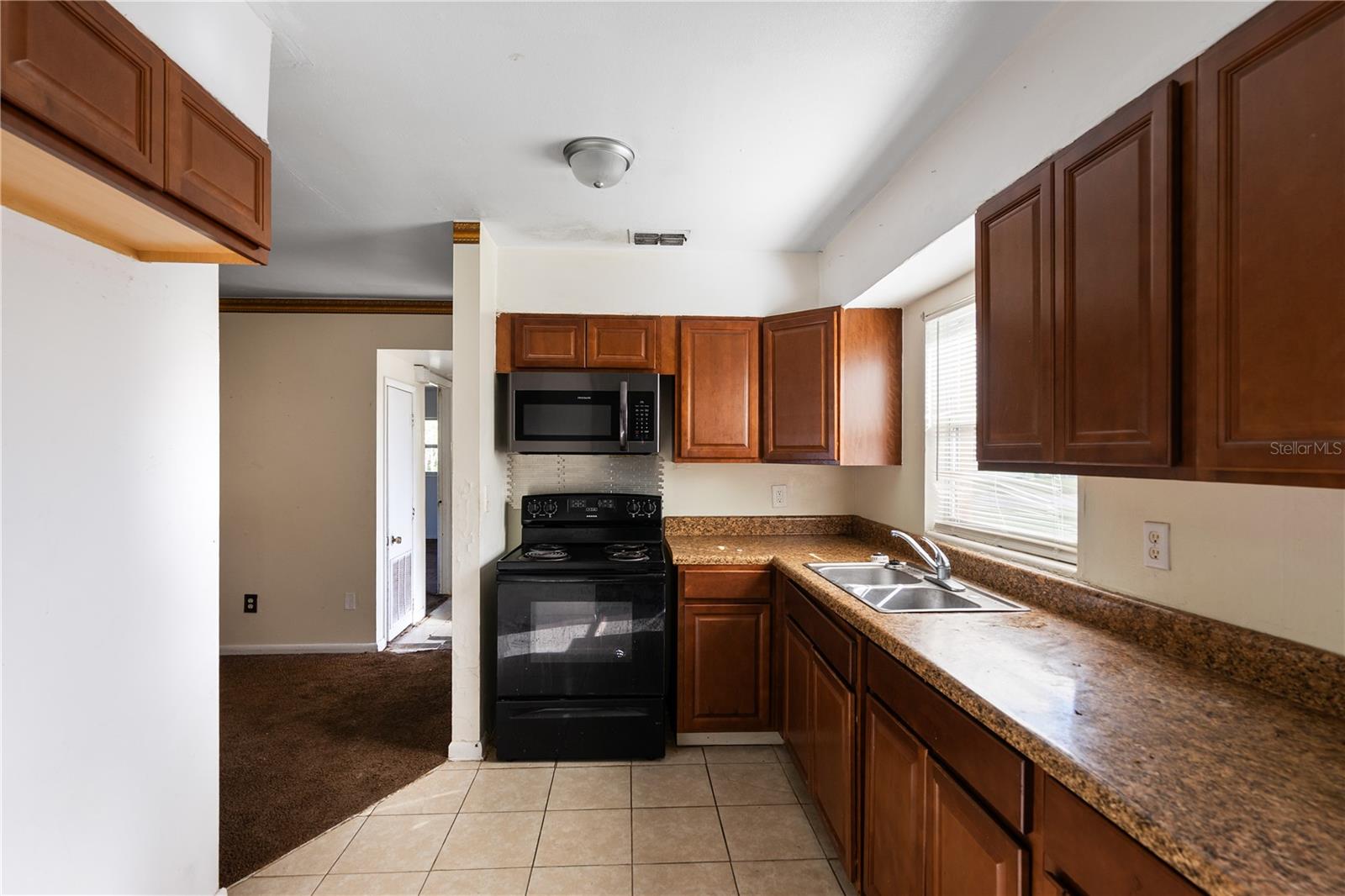 HUTCHINSONS - Residential