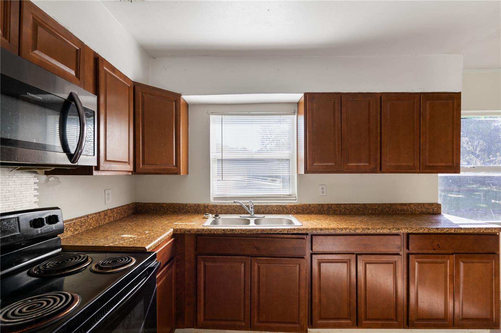 HUTCHINSONS - Residential