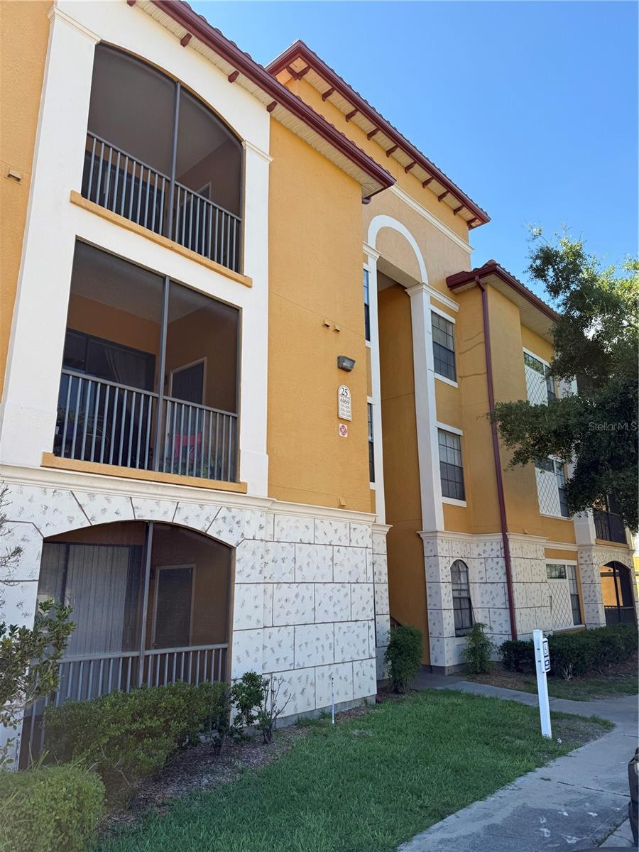 6169 METROWEST BOULEVARD 208