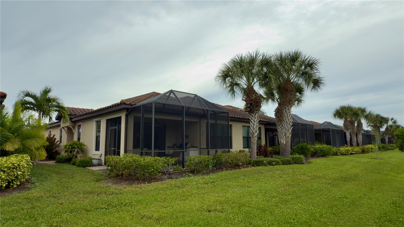 ESPLANADE BY SIESTA KEY - Residential Lease