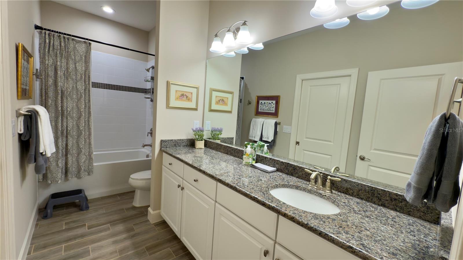 ESPLANADE BY SIESTA KEY - Residential Lease