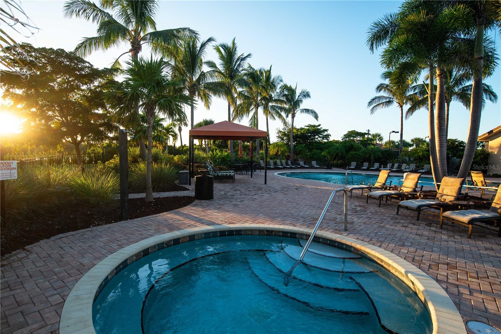 ESPLANADE BY SIESTA KEY - Residential Lease