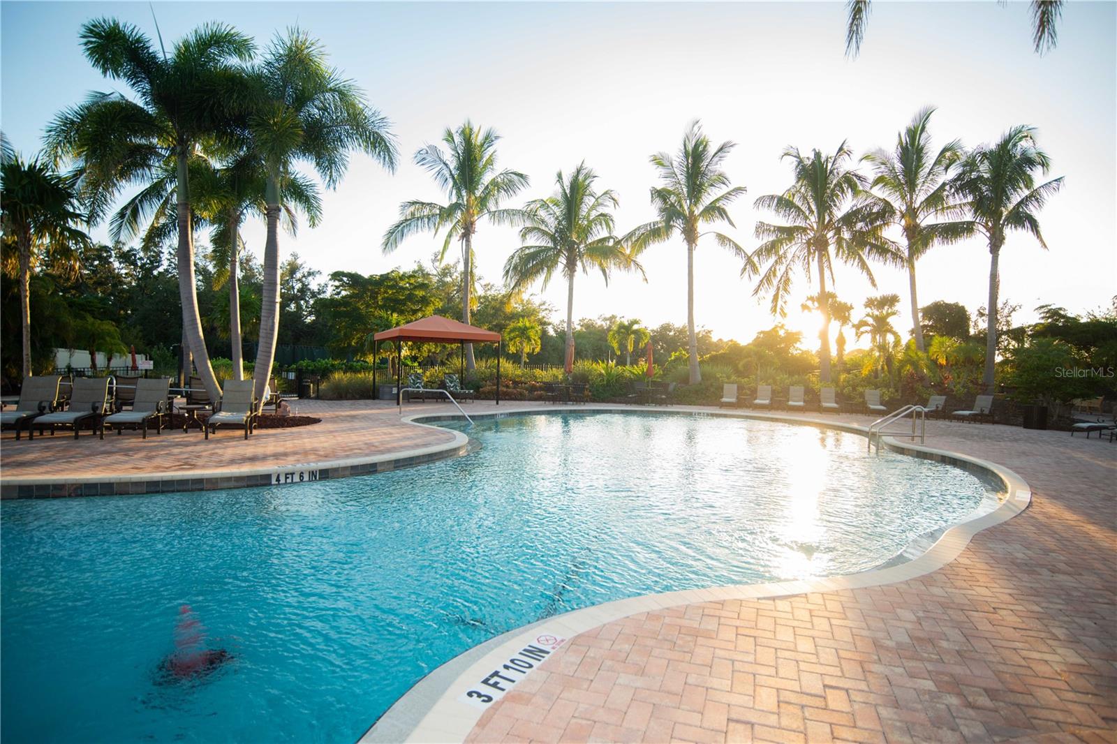 ESPLANADE BY SIESTA KEY - Residential Lease