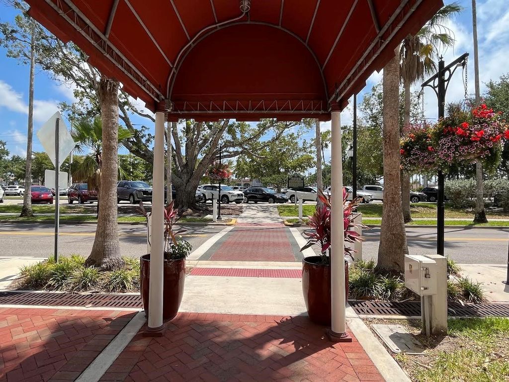 Photo of 240 Tampa Avenue W #15A, Venice, FL 34285 (MLS # N6144057)