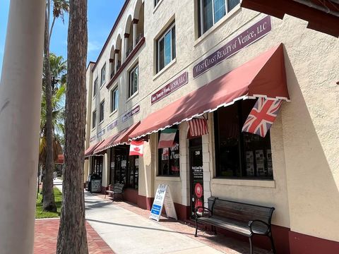 Photo of 240 Tampa Avenue W #15A, Venice, FL 34285 (MLS # N6144057)