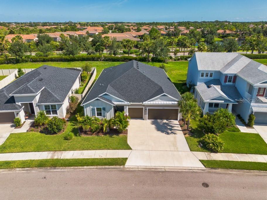 4906 LOS ROBLES COURT