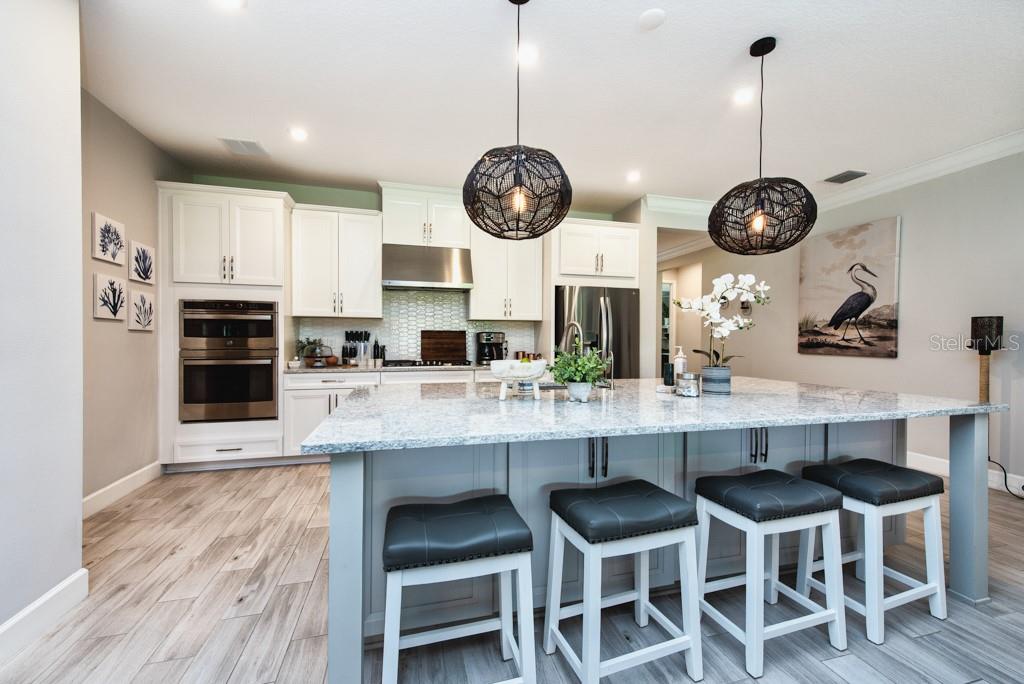 4906 LOS ROBLES COURT