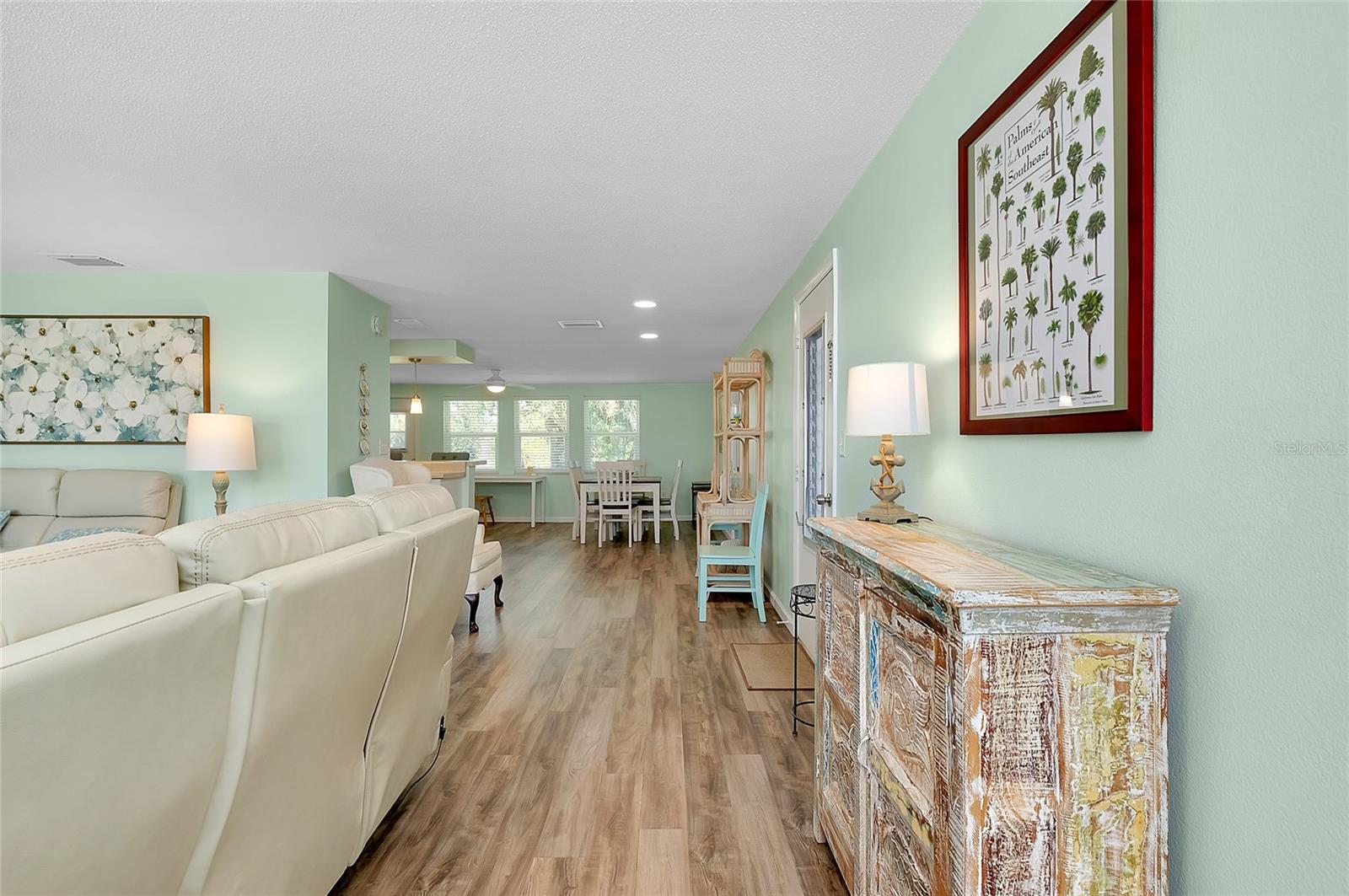CIRCLE WOODS OF VENICE 2 - Residential
