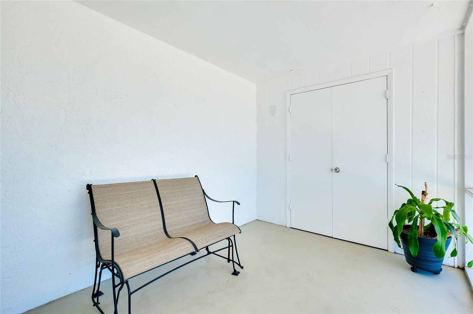 CIRCLE WOODS OF VENICE 2 - Residential