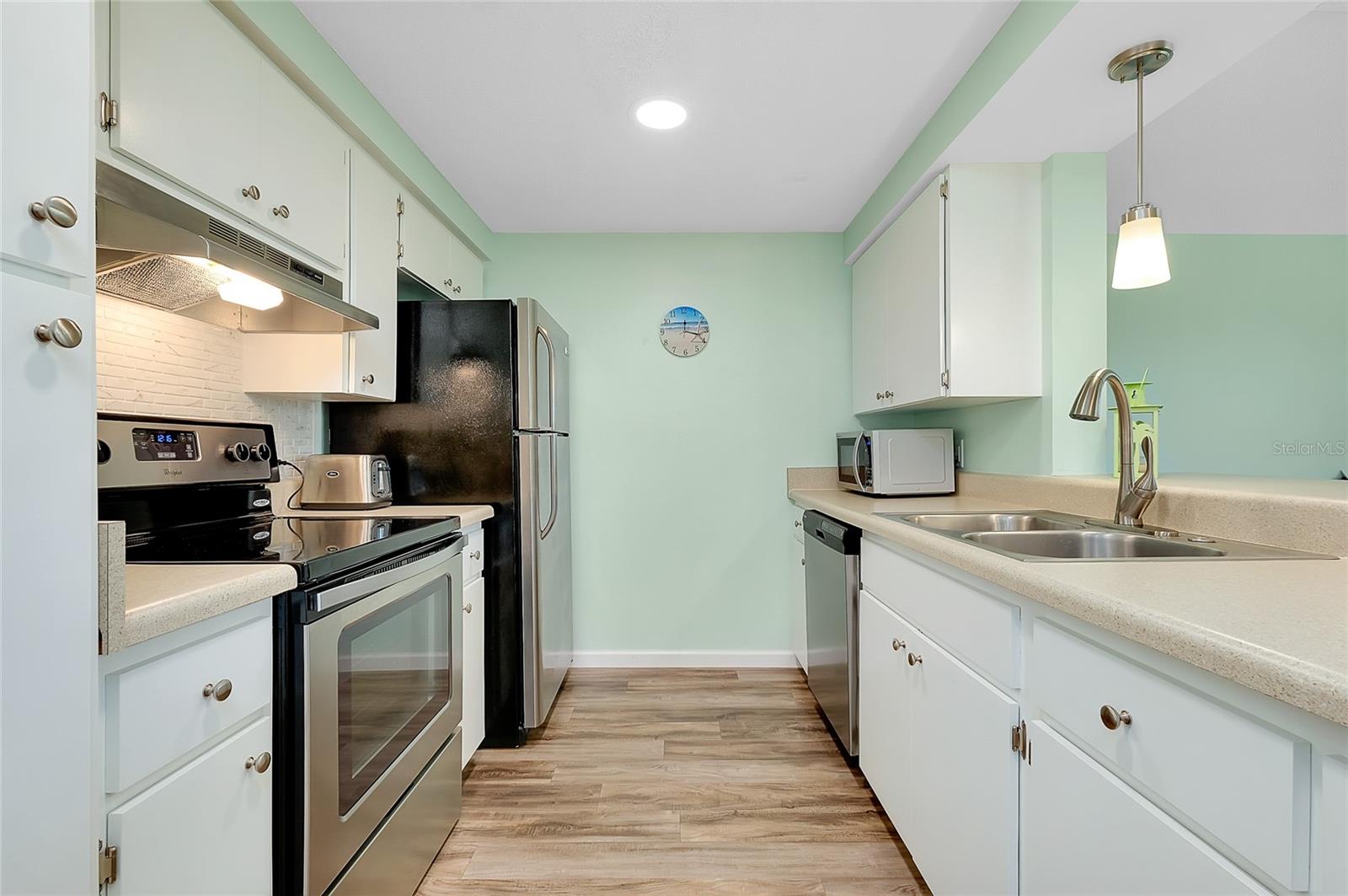 CIRCLE WOODS OF VENICE 2 - Residential