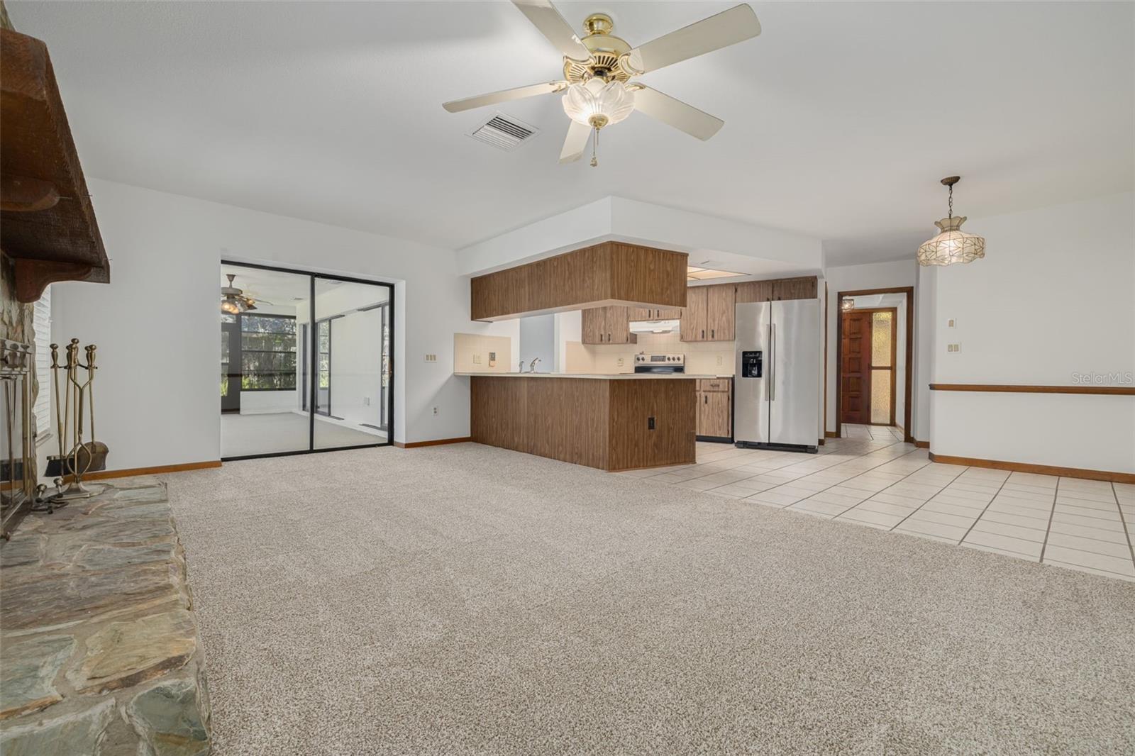 SPRING HILL - Residential