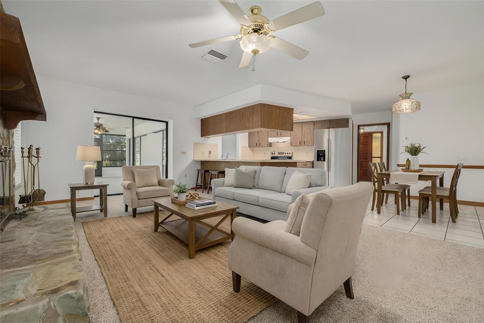 SPRING HILL - Residential