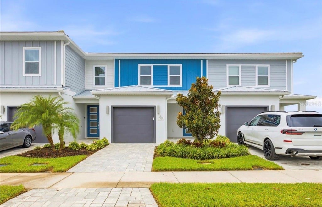 Photo of Kissimmee, FL 34747 (MLS # O6450972)