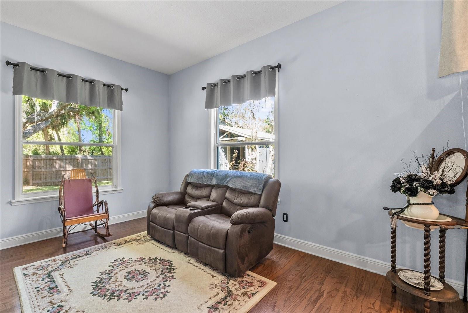 TAMIAMI FARMS - Residential