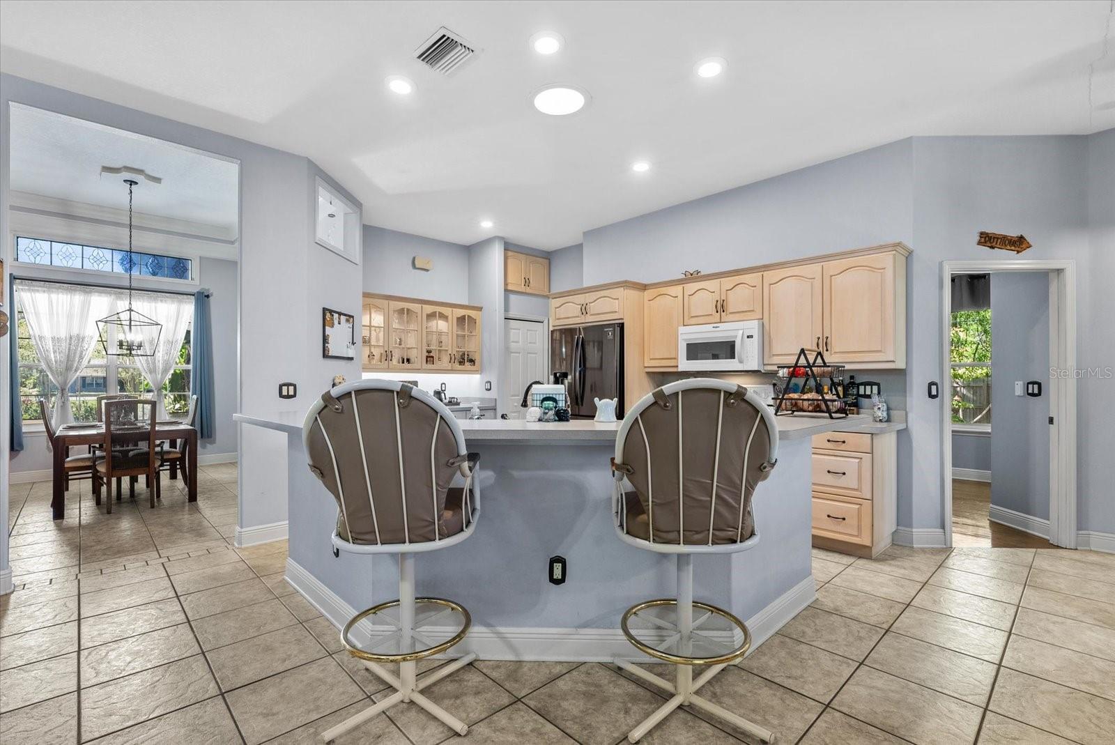 TAMIAMI FARMS - Residential