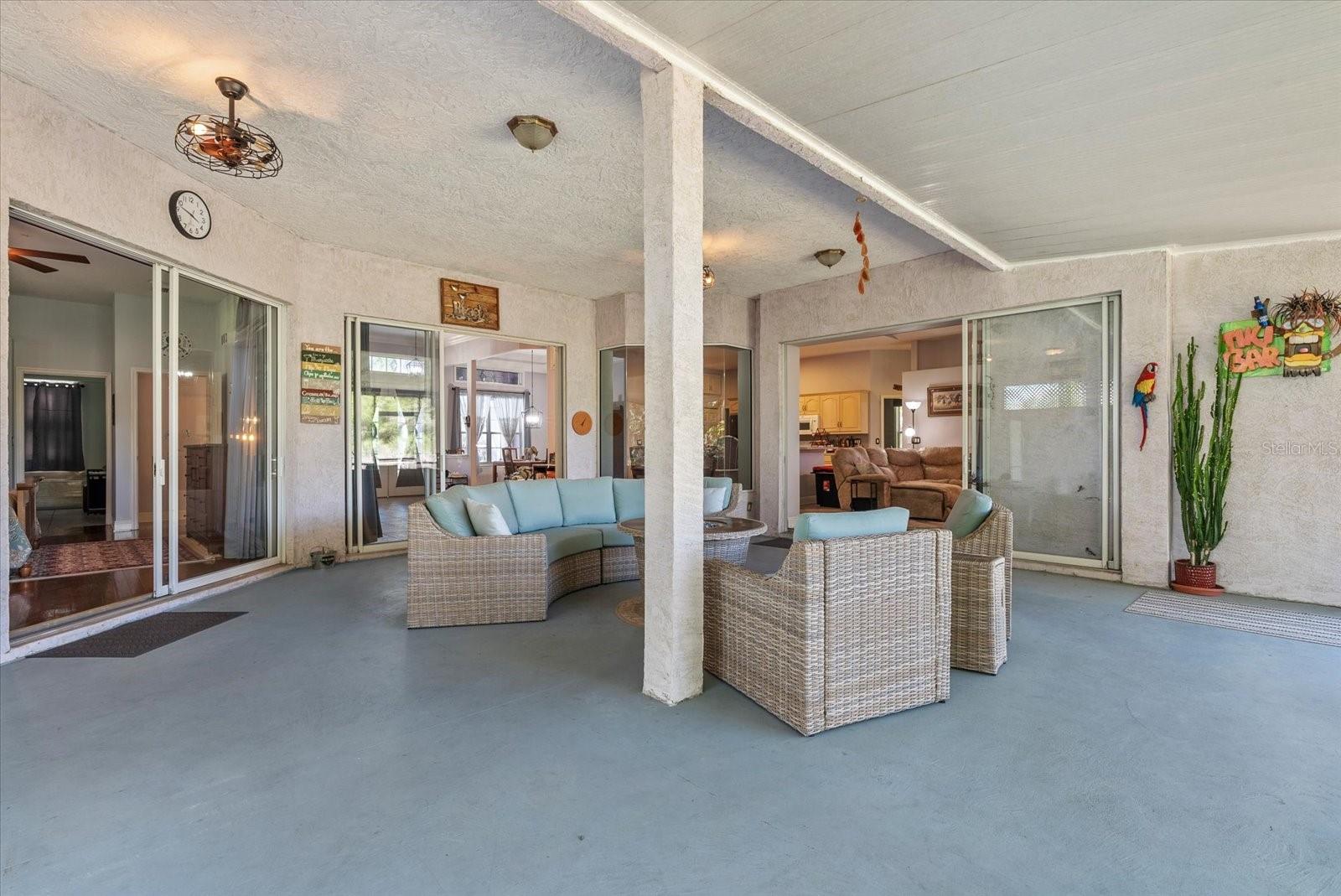 TAMIAMI FARMS - Residential