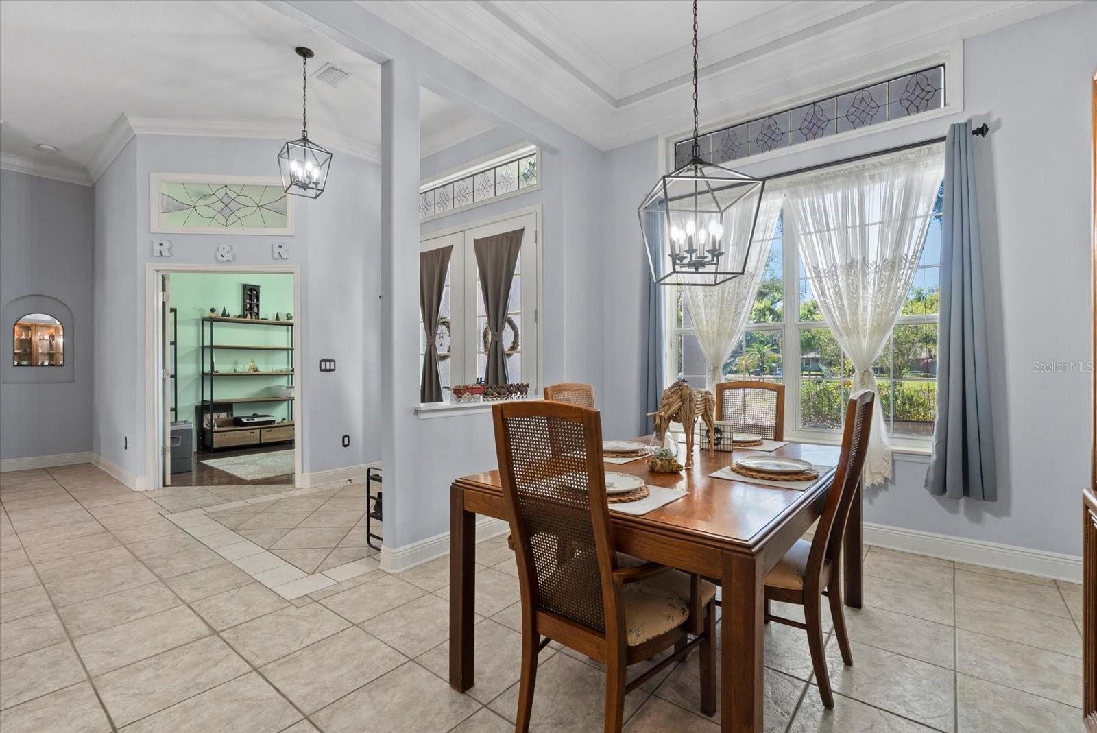 TAMIAMI FARMS - Residential