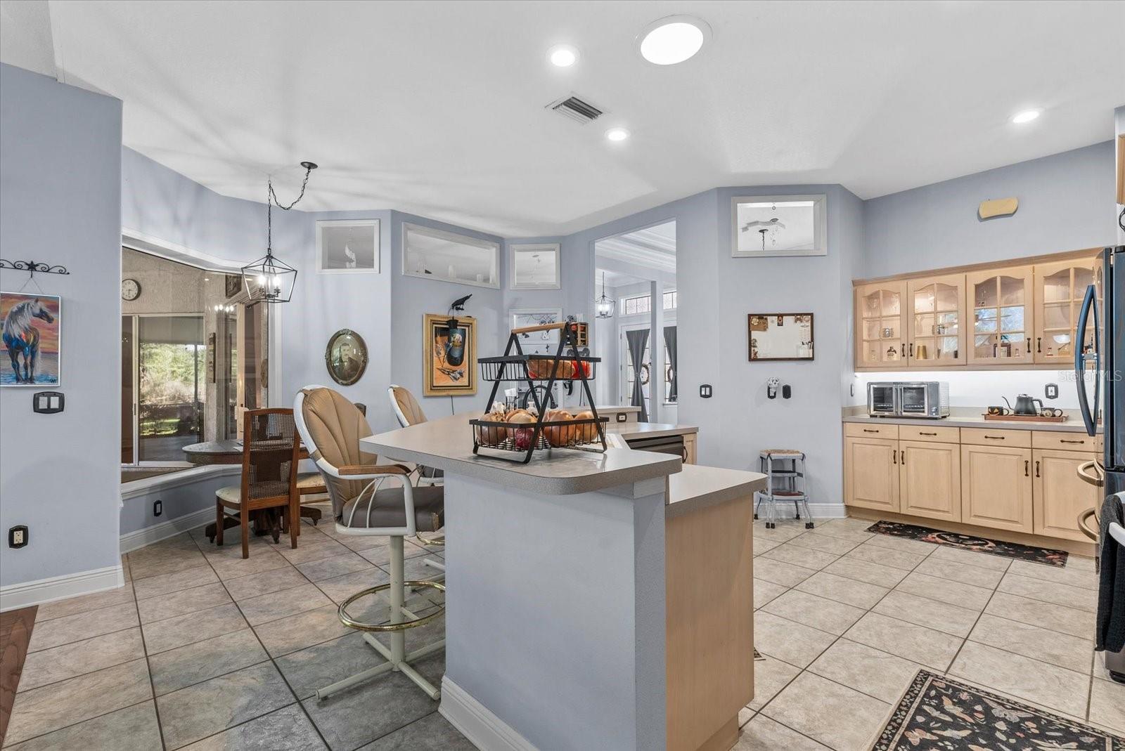 TAMIAMI FARMS - Residential