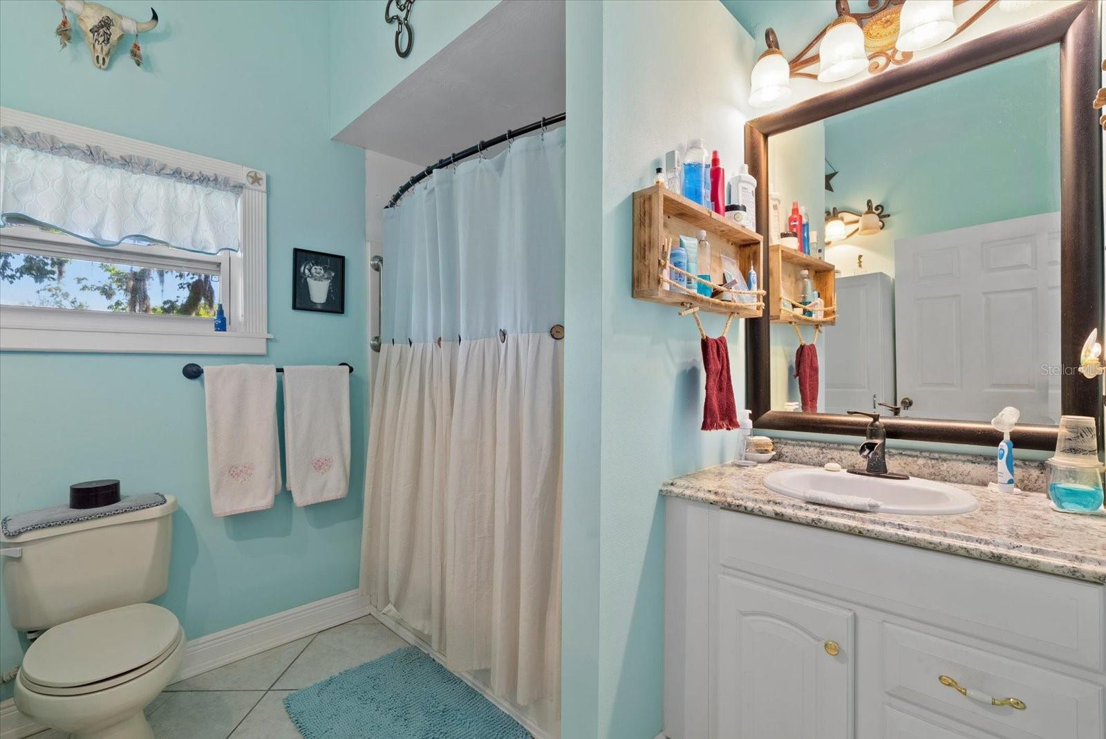 TAMIAMI FARMS - Residential