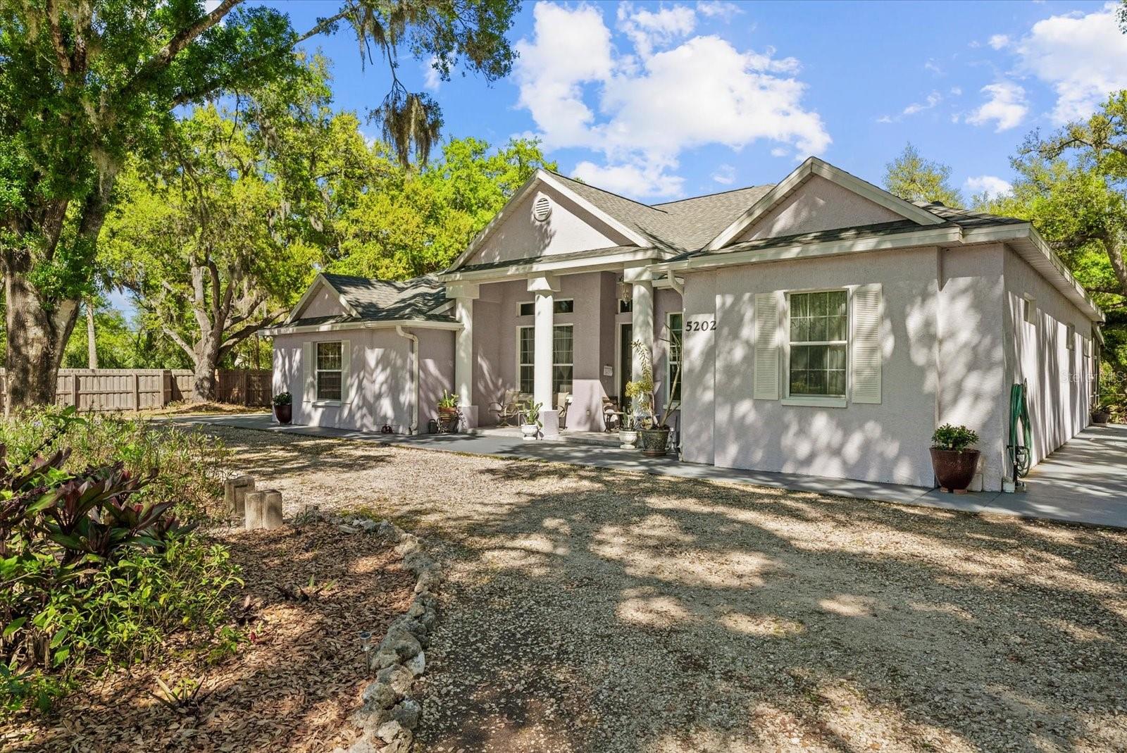 TAMIAMI FARMS - Residential