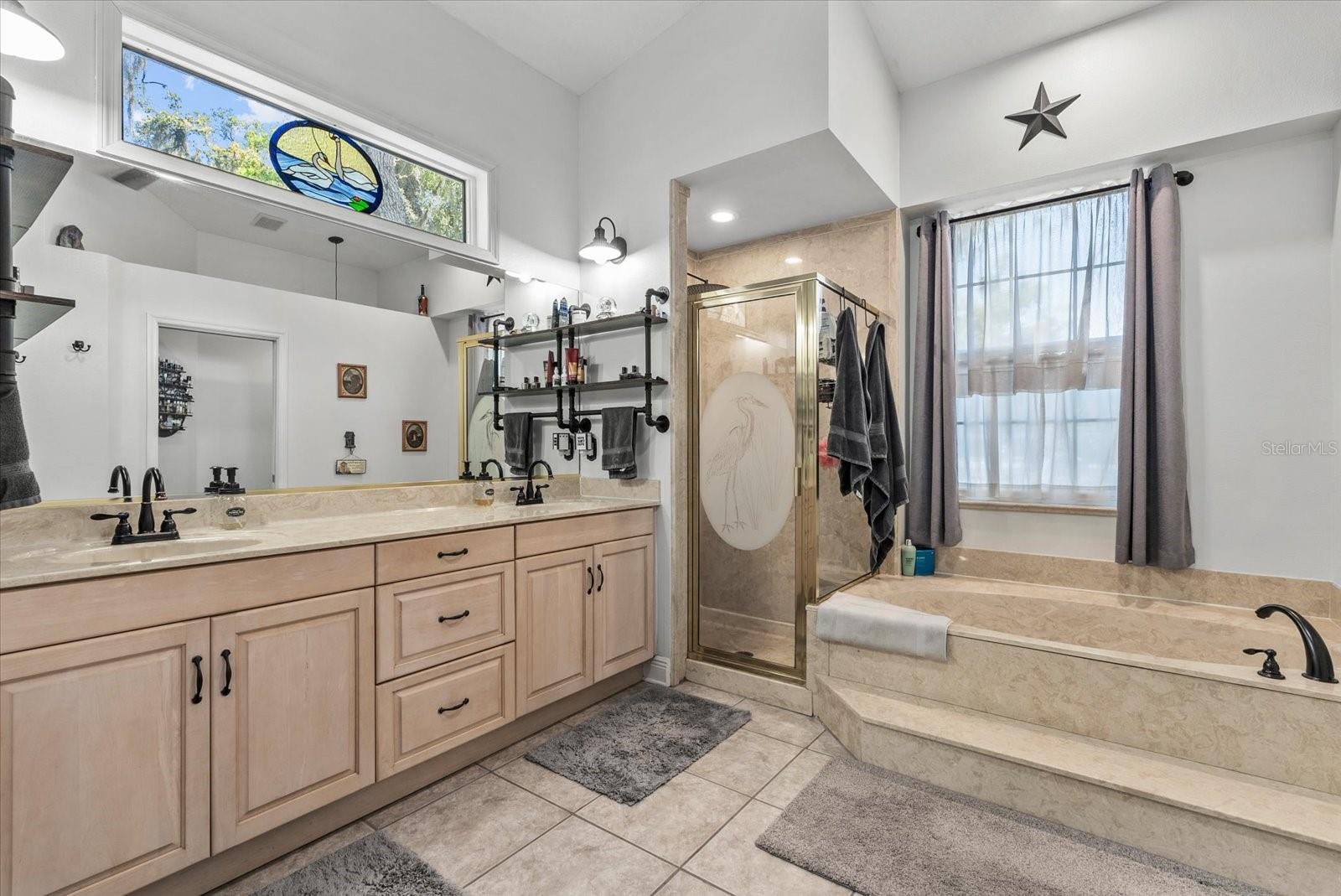 TAMIAMI FARMS - Residential