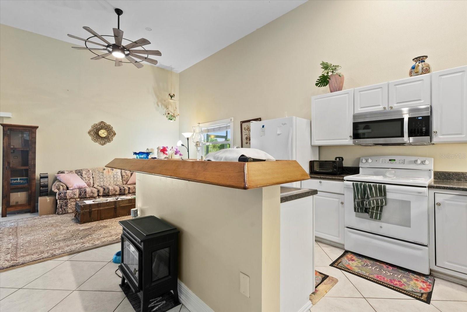 TAMIAMI FARMS - Residential