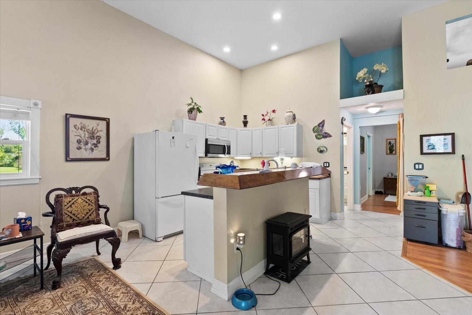 TAMIAMI FARMS - Residential