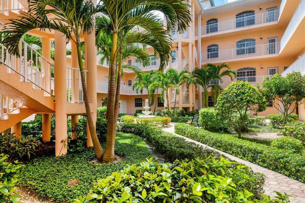Photo of 1613 Gondola Park Drive #1613, Venice, FL 34292 (MLS # A4657243)