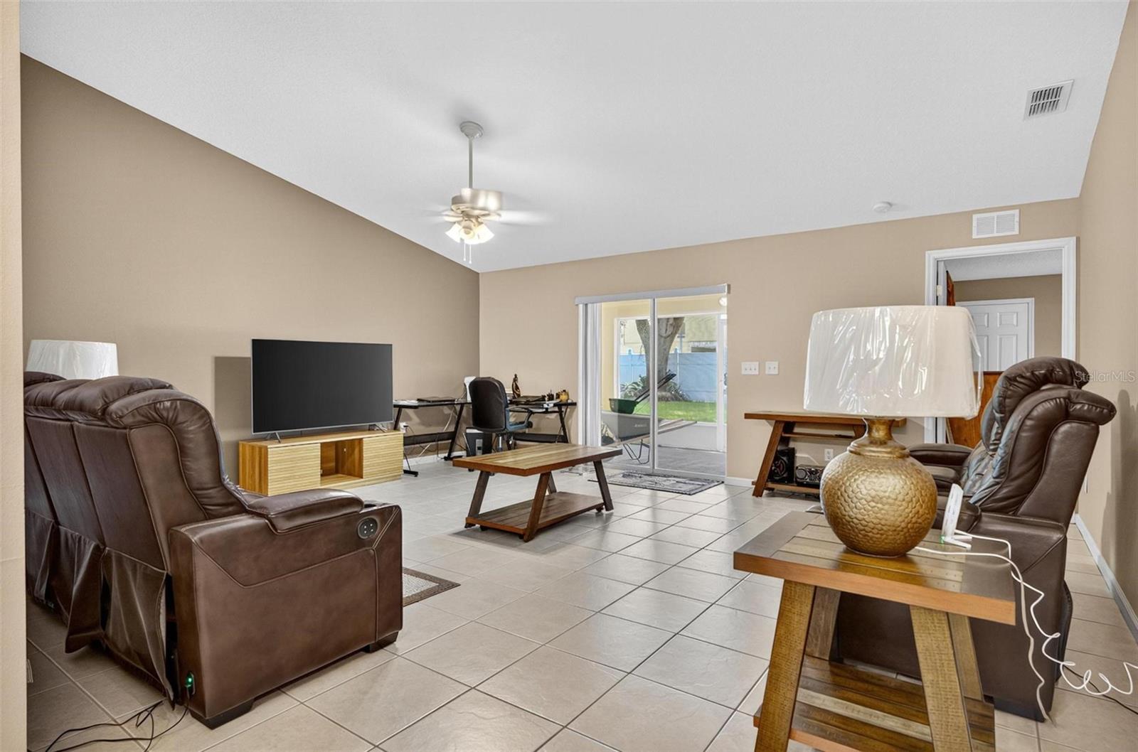 FAWN OAKS PALM COAST SEC 02 SUNRISE PLAZA - Residential Income