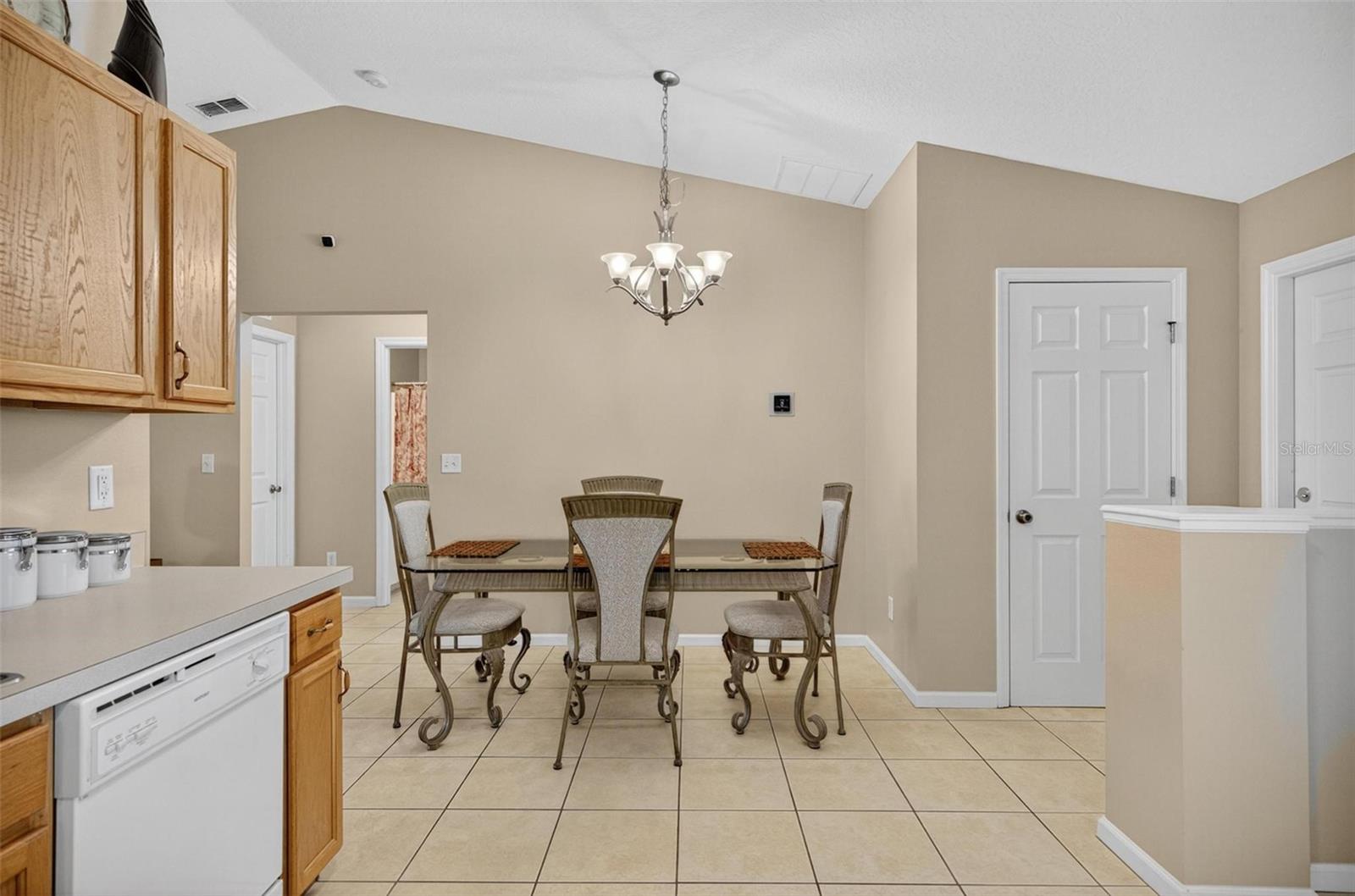 FAWN OAKS PALM COAST SEC 02 SUNRISE PLAZA - Residential Income