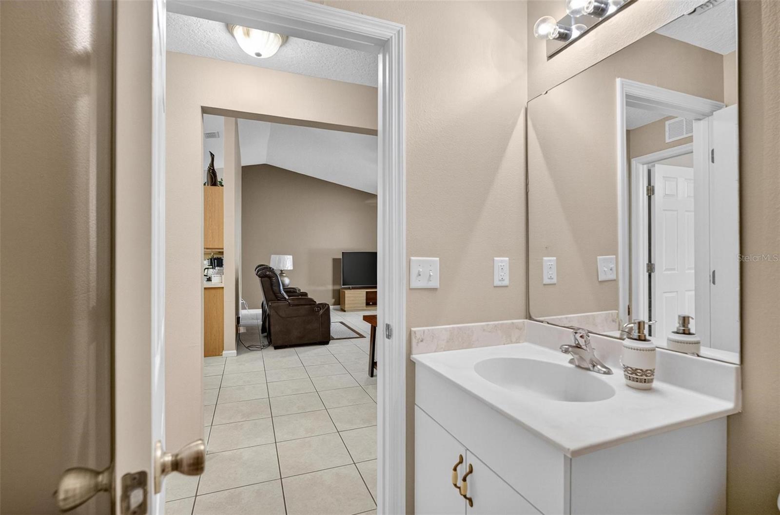 FAWN OAKS PALM COAST SEC 02 SUNRISE PLAZA - Residential Income