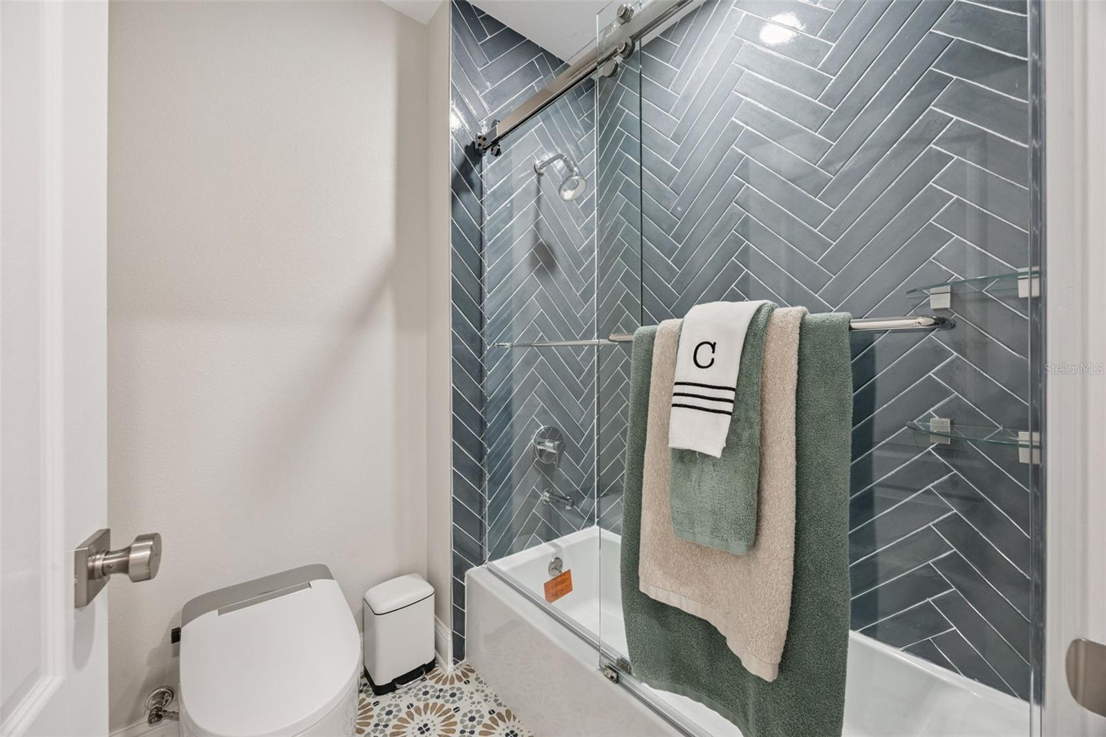 RIVERBEND AT CAMERON HEIGHTS PHASE 2 - Residential