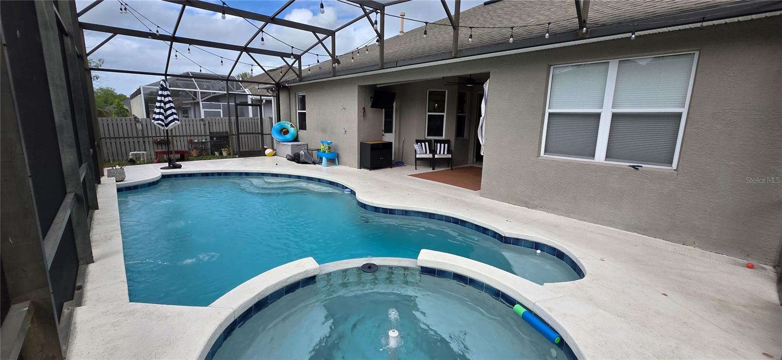 ALOMA WOODS PH 5 - Residential