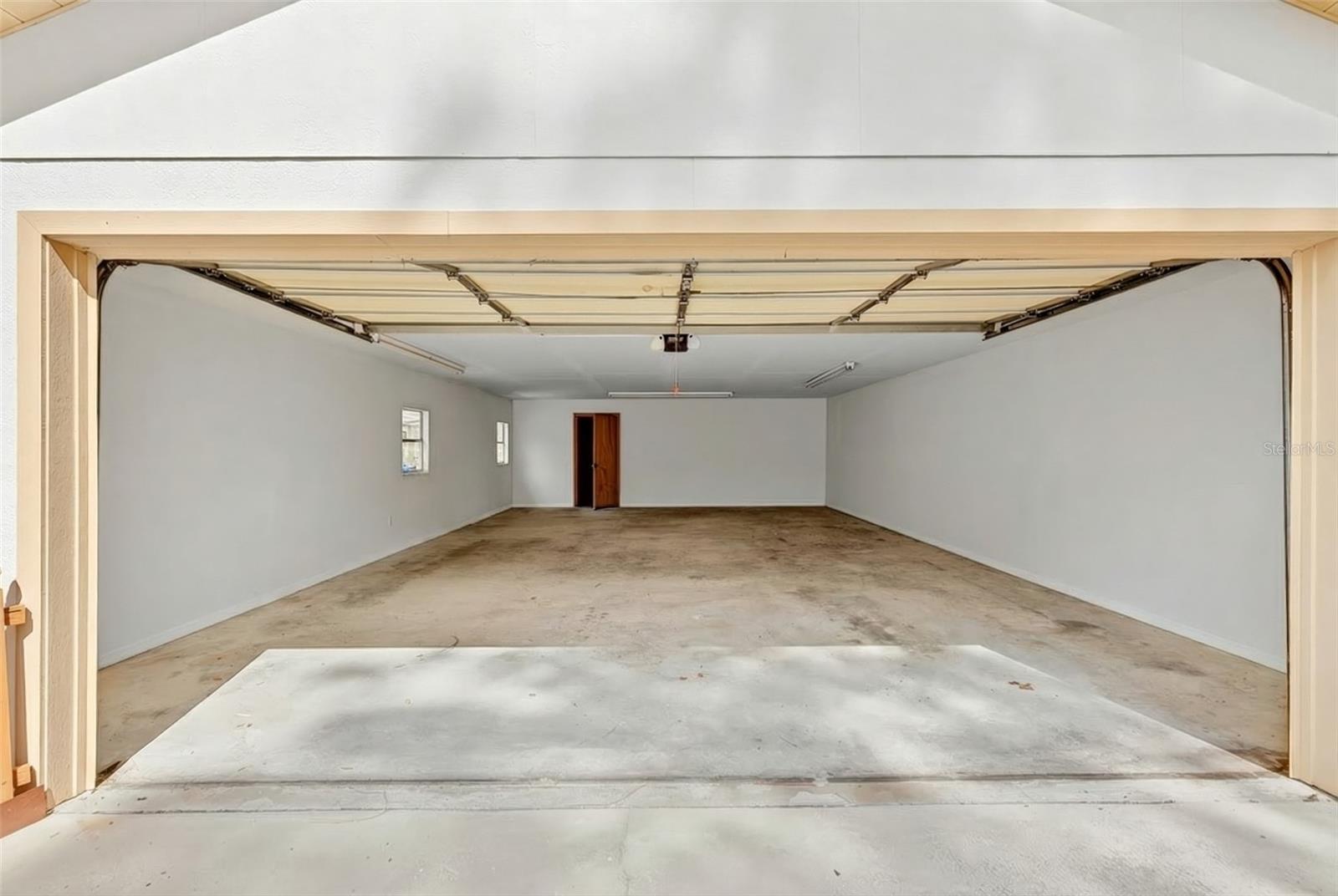 ROLLING HILLS UN 05 - Residential