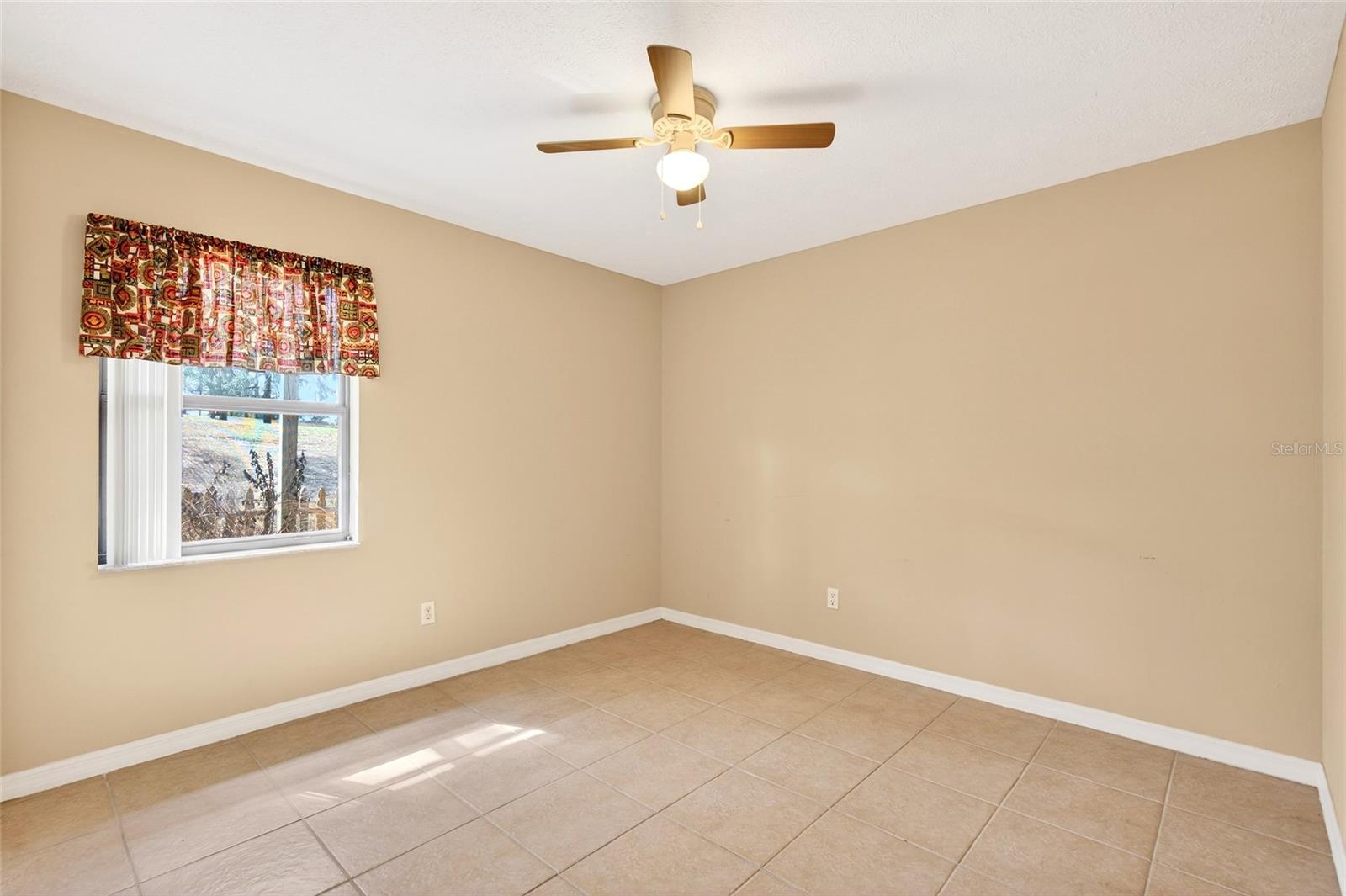 ROLLING HILLS UN 05 - Residential