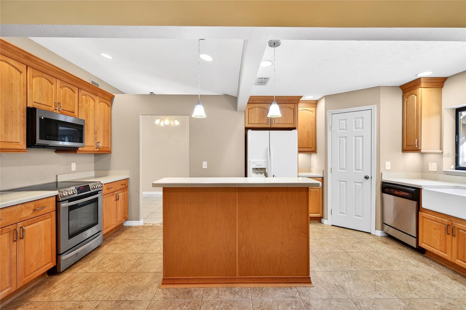 ROLLING HILLS UN 05 - Residential