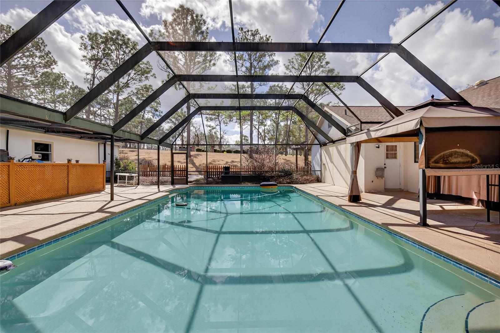 ROLLING HILLS UN 05 - Residential