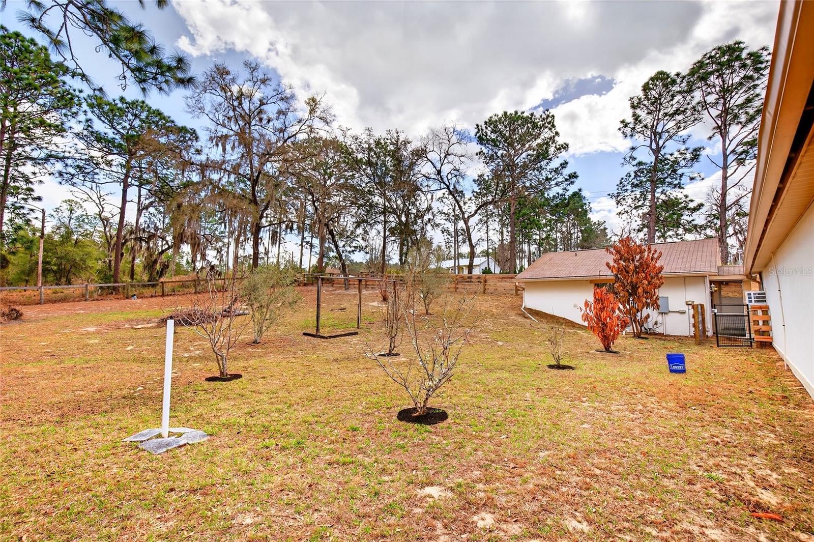 ROLLING HILLS UN 05 - Residential