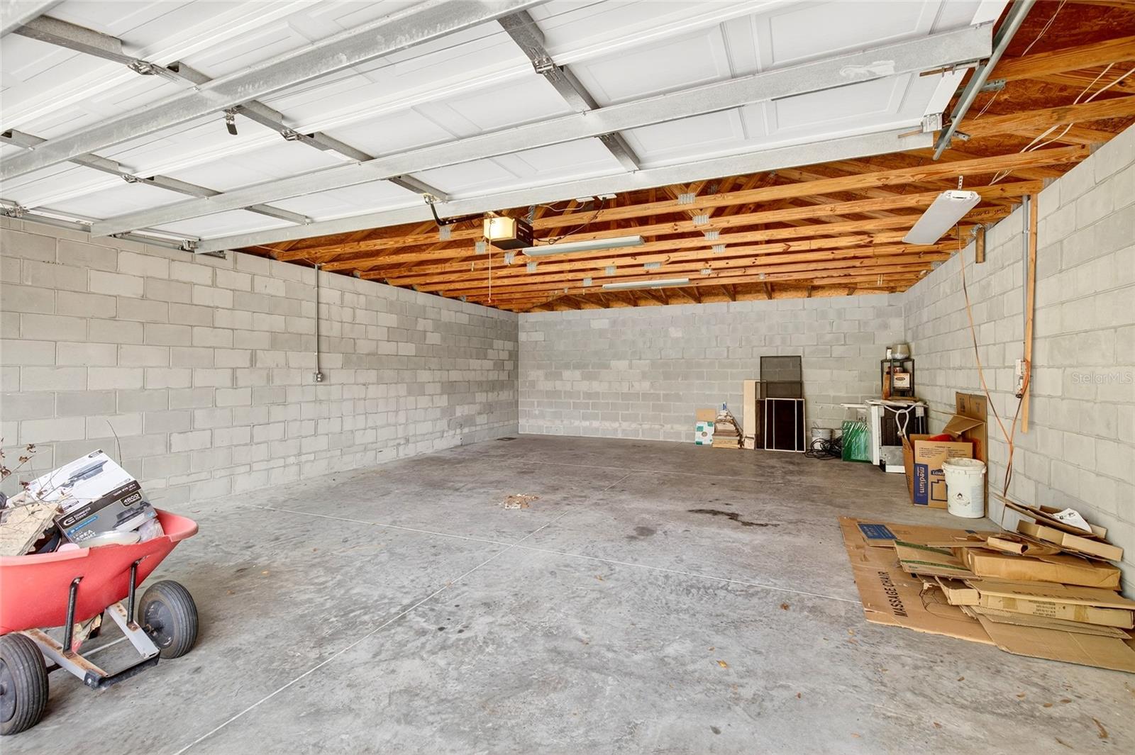 ROLLING HILLS UN 05 - Residential