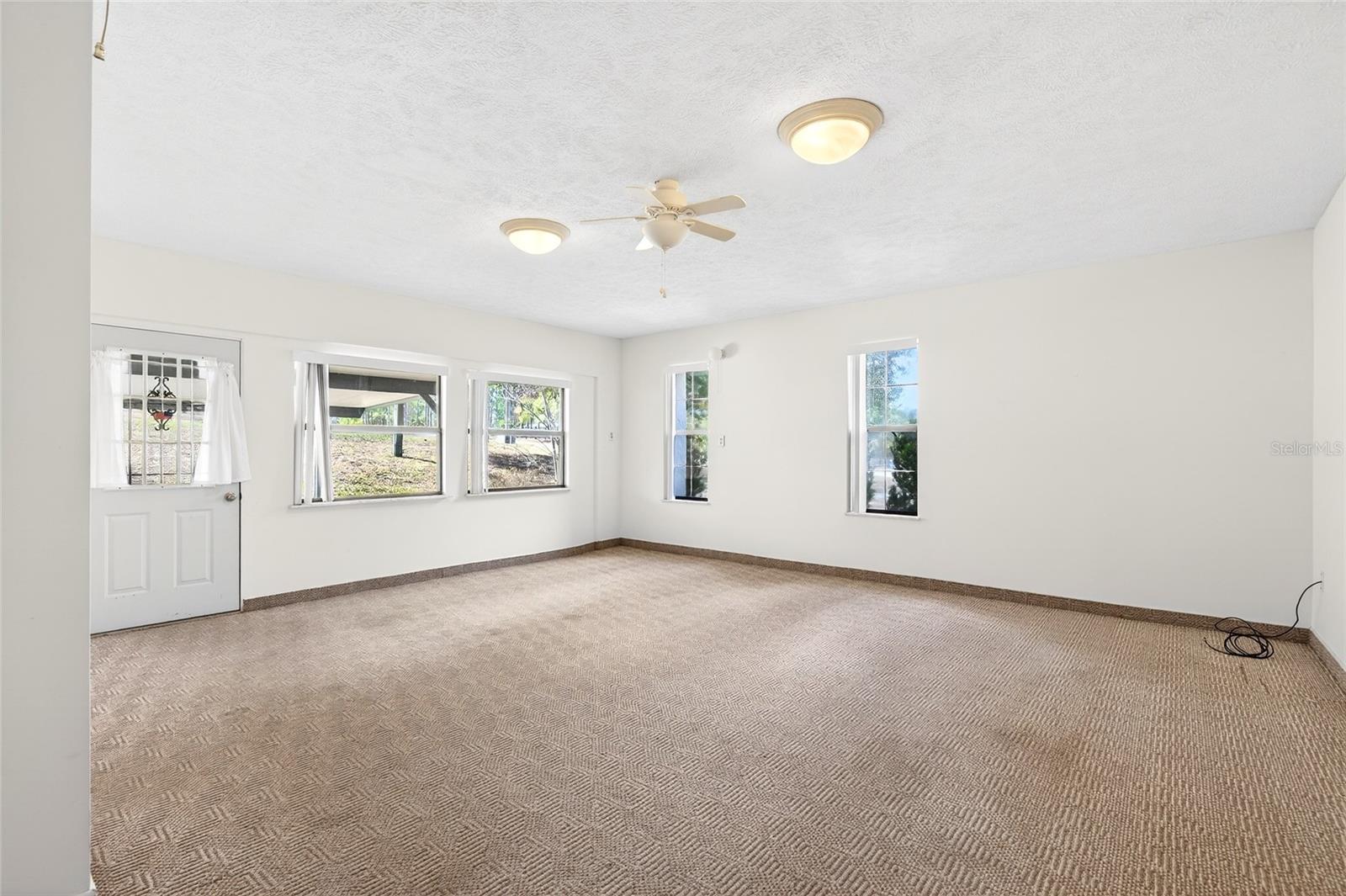 ROLLING HILLS UN 05 - Residential