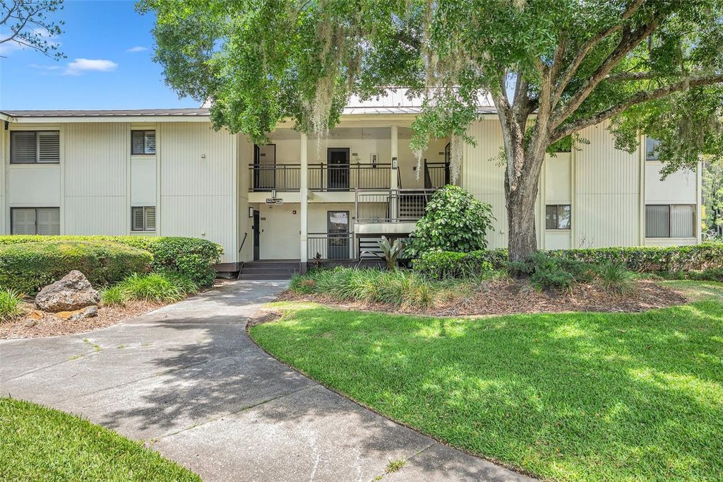 Photo of 29147 Bay Hollow Drive #3224, Wesley Chapel, FL 33543 (MLS # TB8430935)