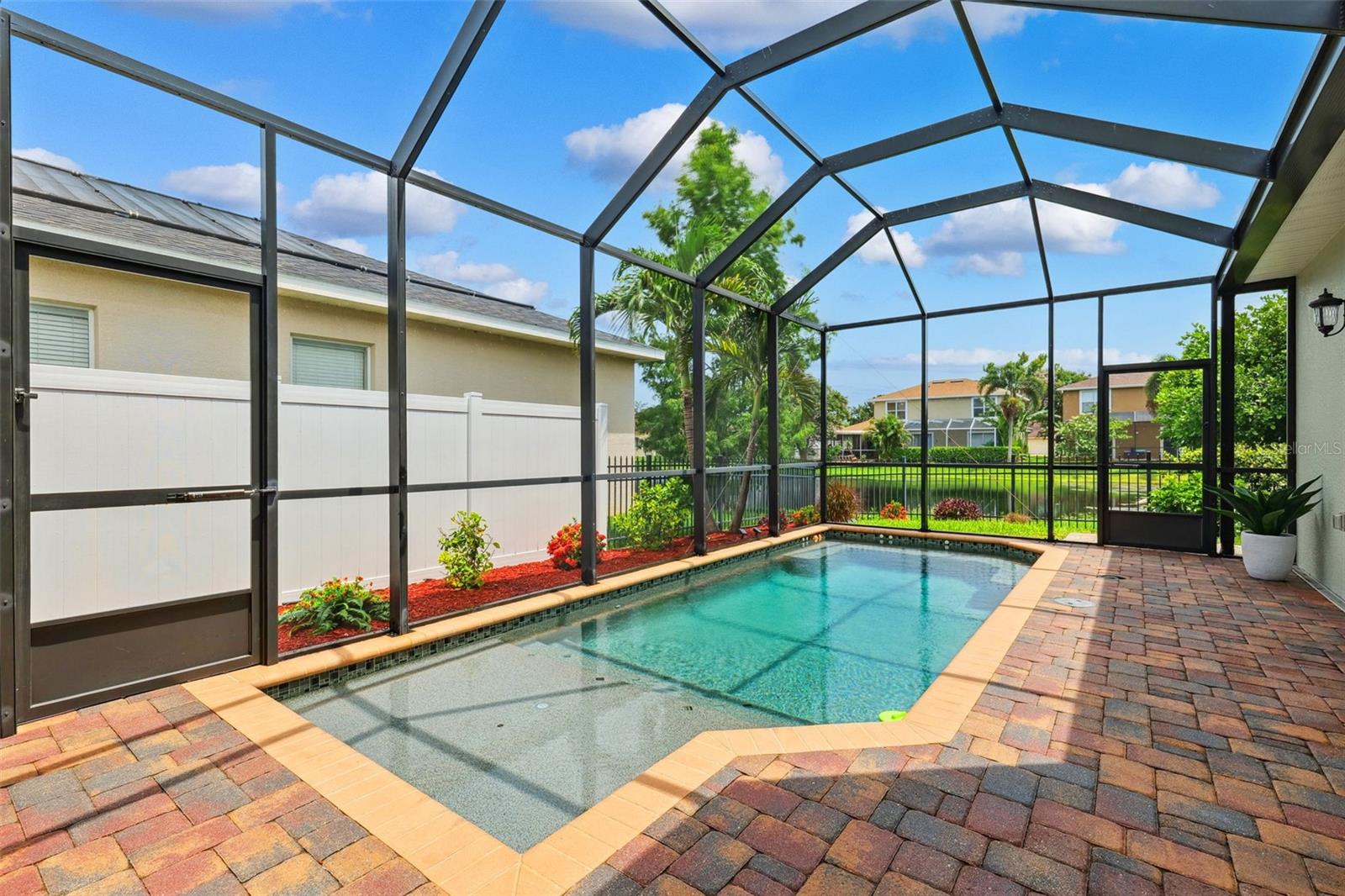 WILD OAKS - Residential