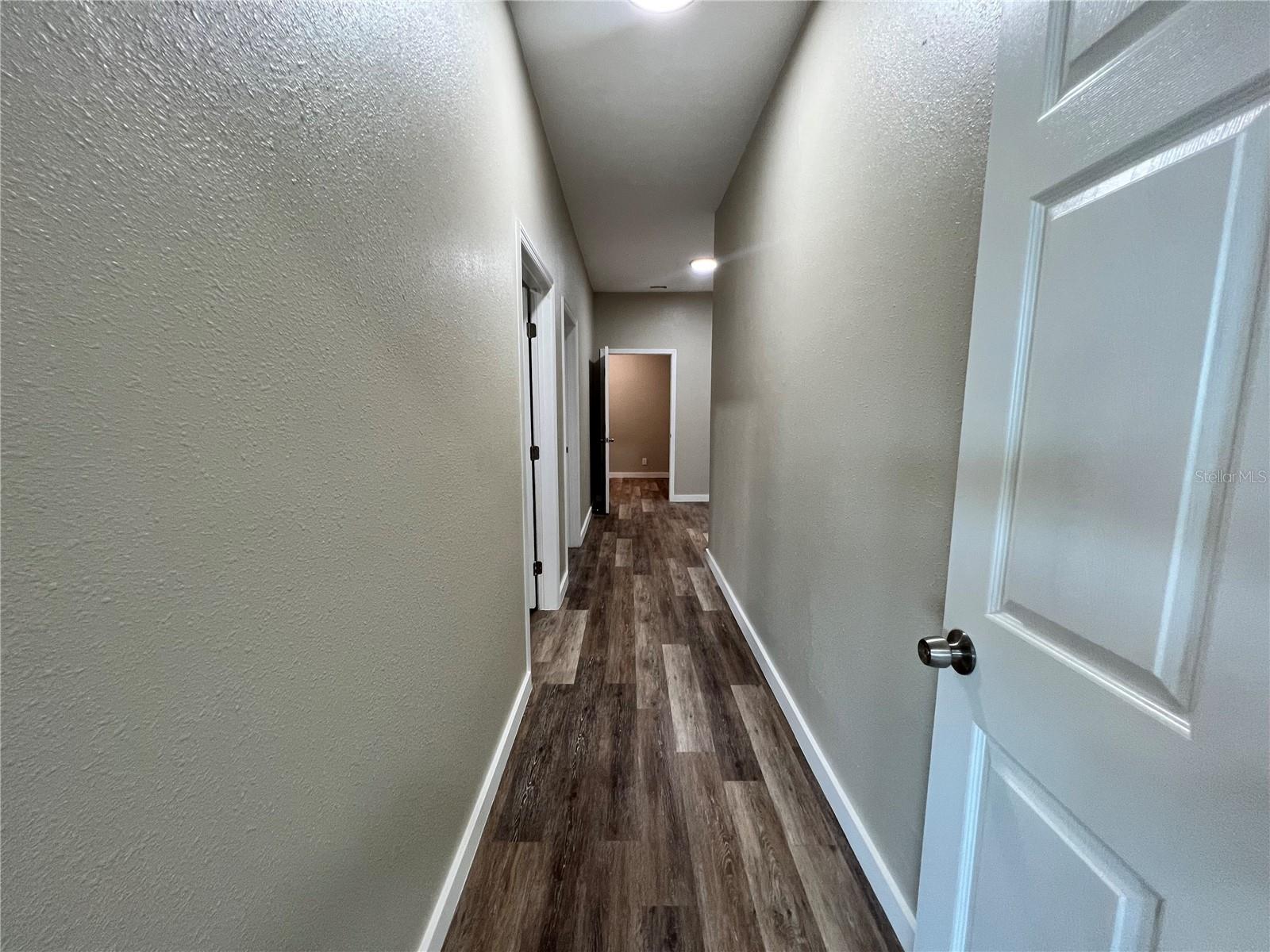 JOHNSON PARK - Commercial Lease